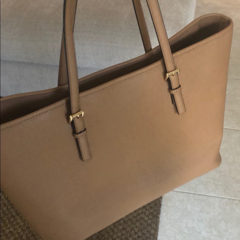 michael kors tote bag with laptop compartment - Picture 2 of 8